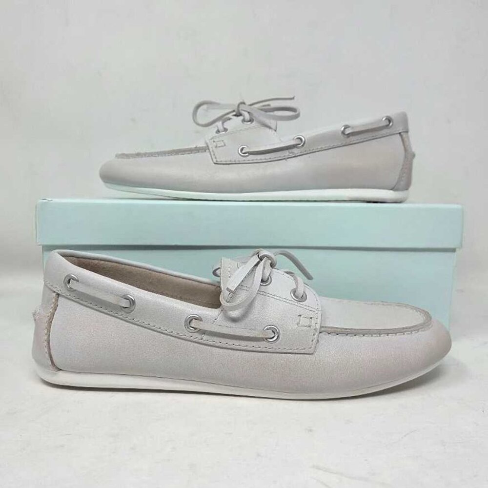 EU 38 (US 7-75) Bibi Lou x Anthropologie Boat Shoes in white (display pair)
